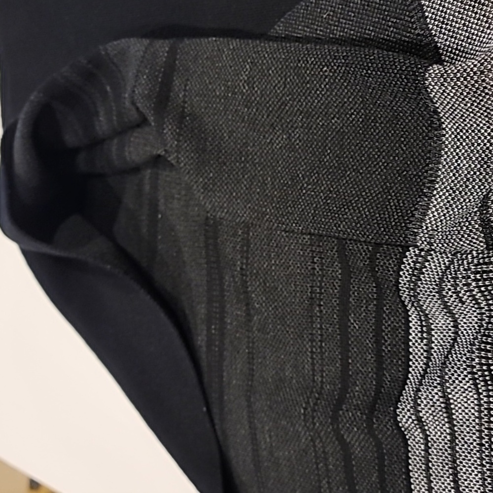 AB Studio Open Cape Black Gray Medium - Picture 5 of 11